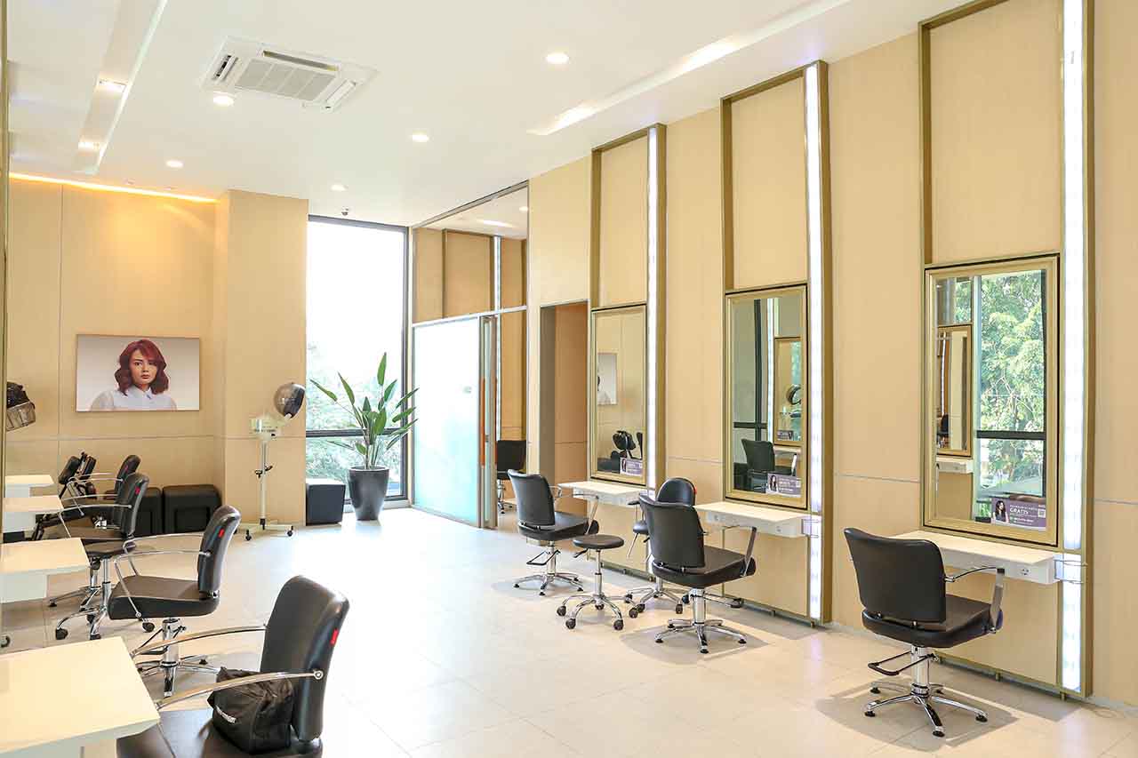 Salon Modern Satu Atap, Strategi Baru Merawat Rambut dan Tubuh