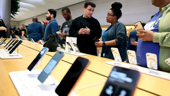 Sewa iPhone, iPad, dan Mac Bulanan: Strategi Baru Apple