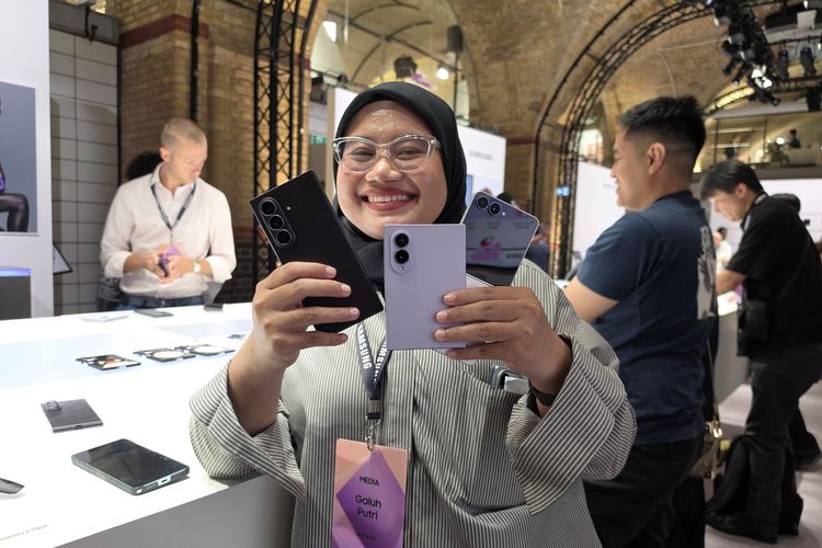 Ponsel Lipat Samsung Pecahkan Rekor: Apa Sebenarnya yang Terjadi?