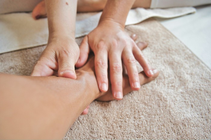 Panduan Memilih Body Lotion Pencerah: Efektivitas dan Kenyamanan