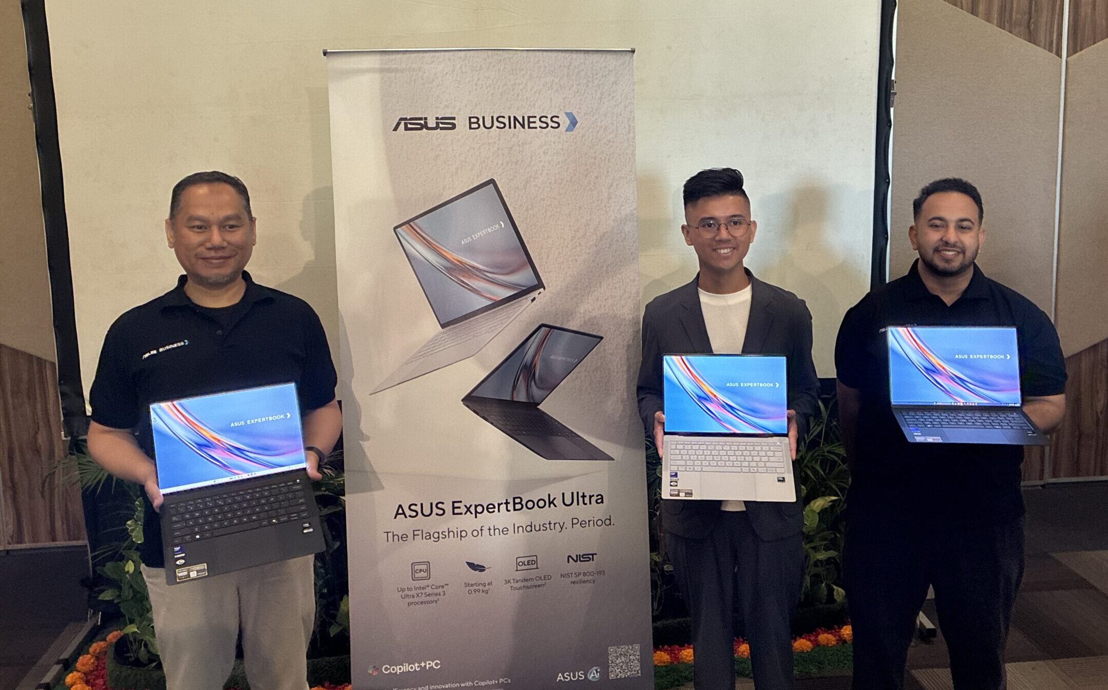 Laptop Bisnis AI: ExpertBook Ultra dan Standar Baru Produktivitas Enterprise
