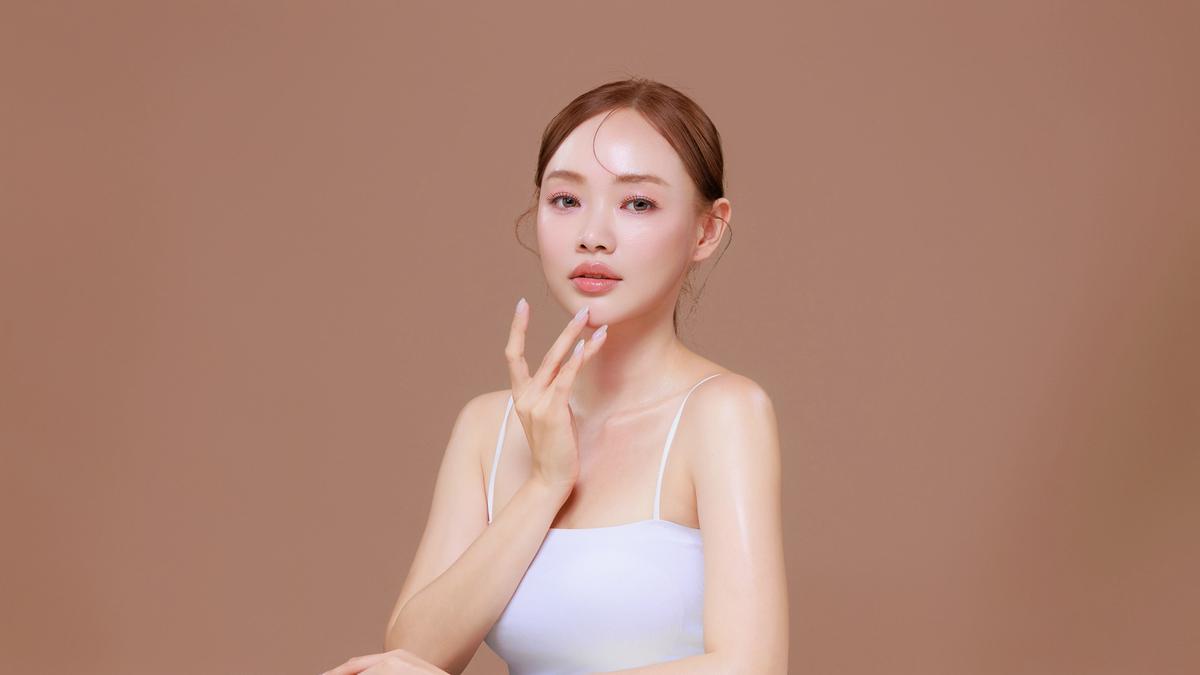 Strategi Hidrasi Wajah agar Kulit Kusam Setelah Aktivitas Kembali Glowing