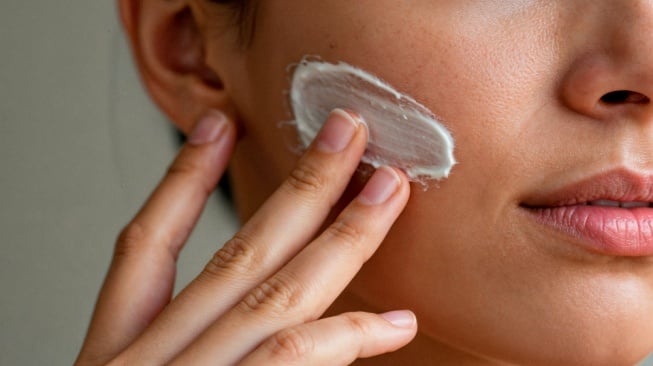 Panduan Lengkap 6 Jenis Tekstur Sunscreen untuk Setiap Kulit
