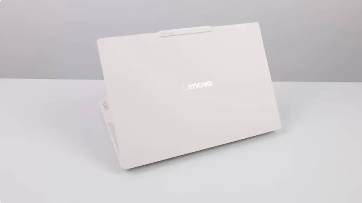 Lenovo Yoga Slim 7i Ultra Aura: Laptop AI Ringkas untuk Kreator Mobile