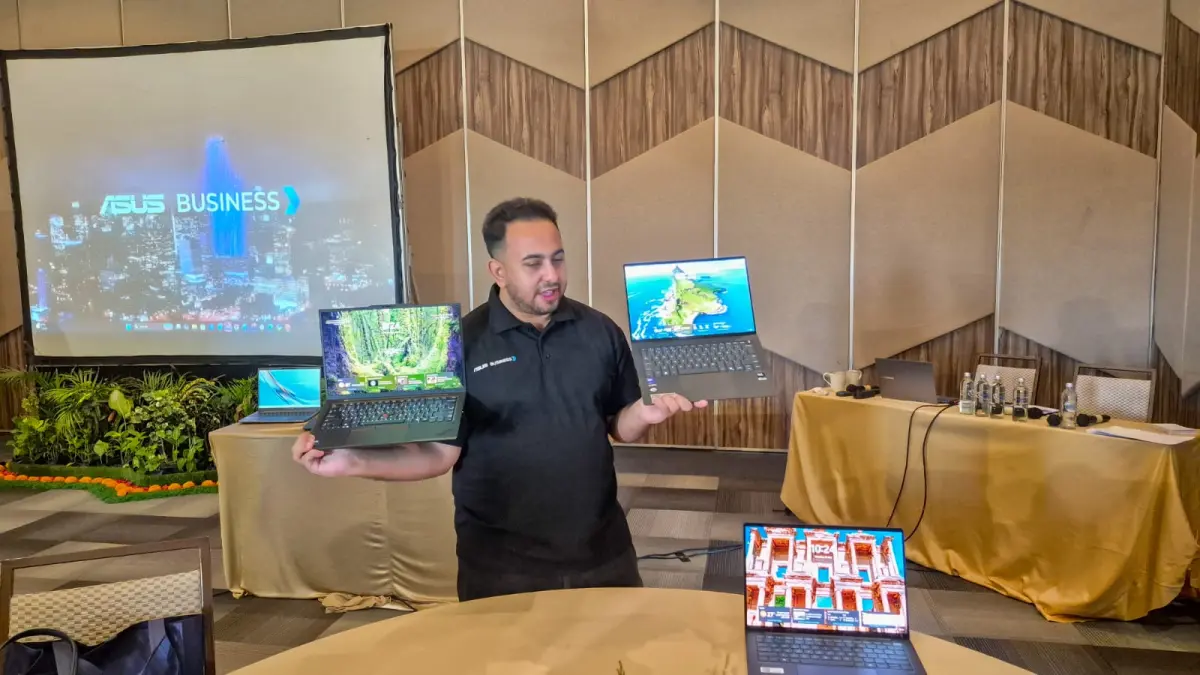 ASUS ExpertBook Ultra: Laptop Bisnis Premium Serius untuk Profesional Serius