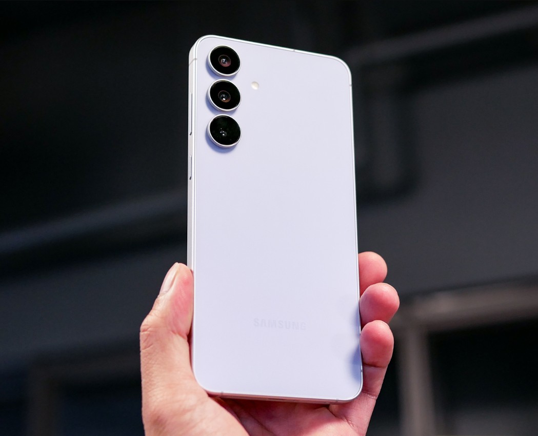 Samsung Galaxy S26 FE vs S25 FE: Mana yang Lebih Tepat untuk Anda?