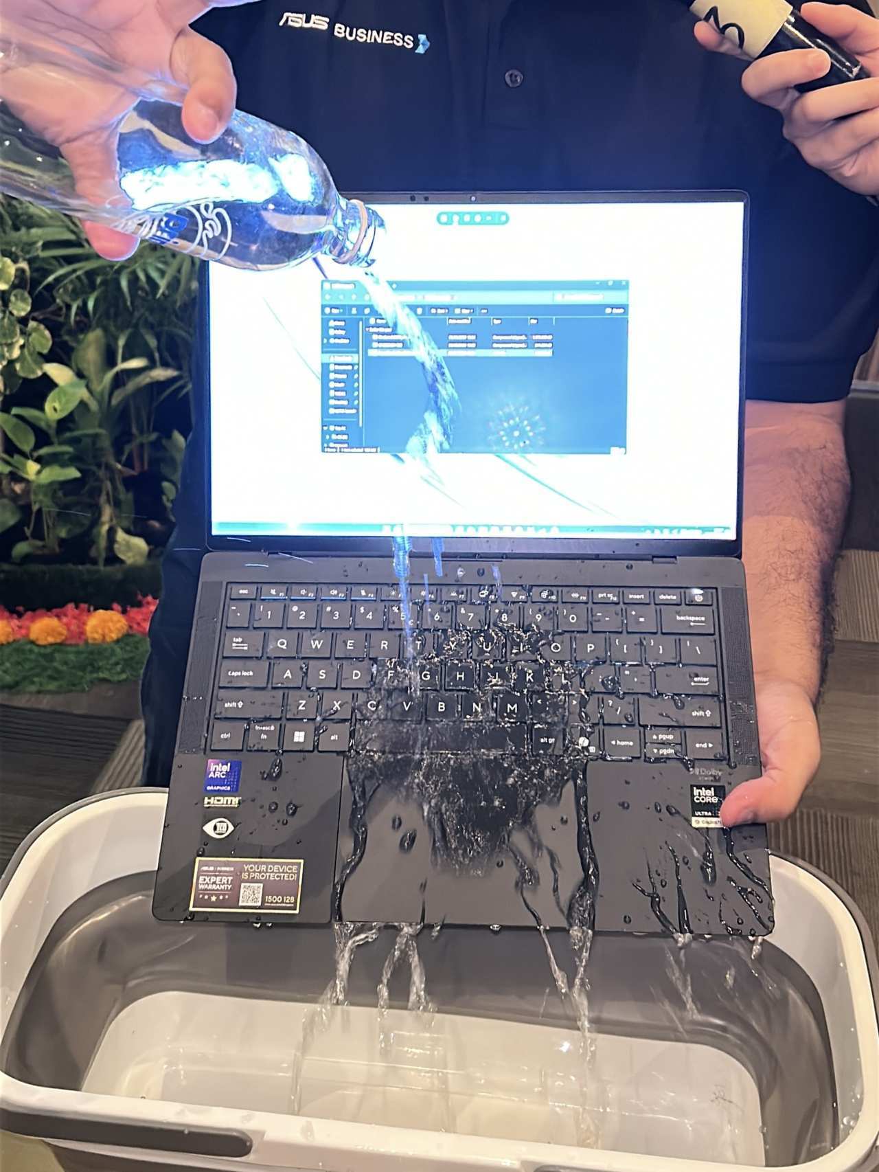 Laptop Bisnis AI dengan NPU 50 TOPS dan NIST Level-4: Standar Baru Produktivitas Enterprise
