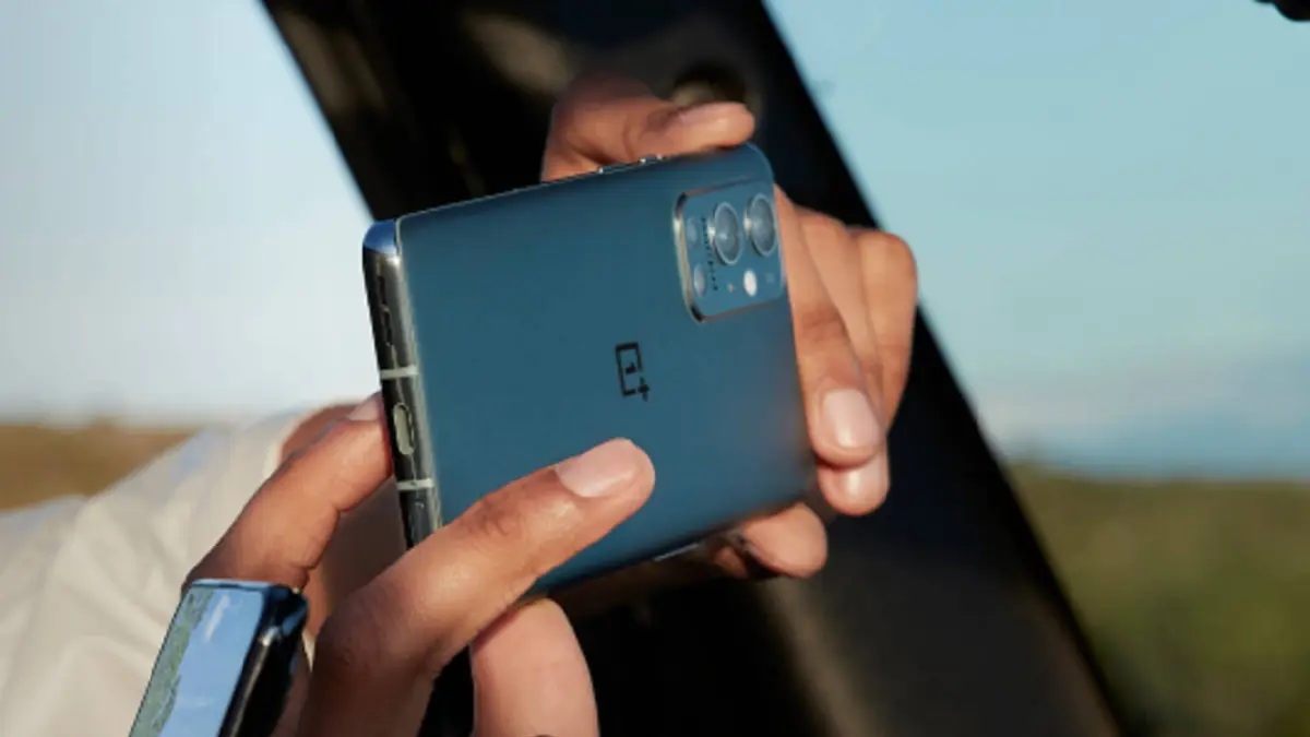 OnePlus vs Samsung Galaxy: Siapa Raja Ponsel Gaming Flagship?