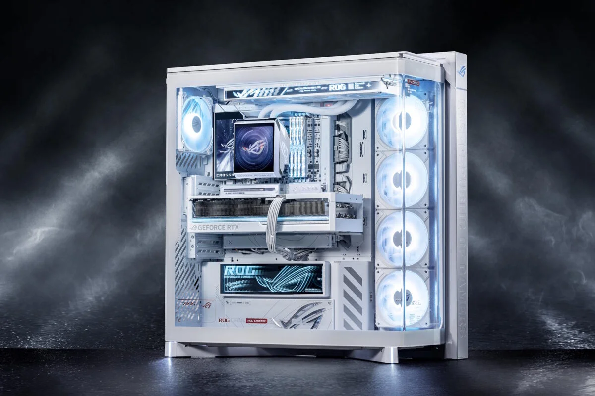 Casing PC Layar LCD Jadi Tren: ROG Cronox vs HAF II 500 vs Prime AP304