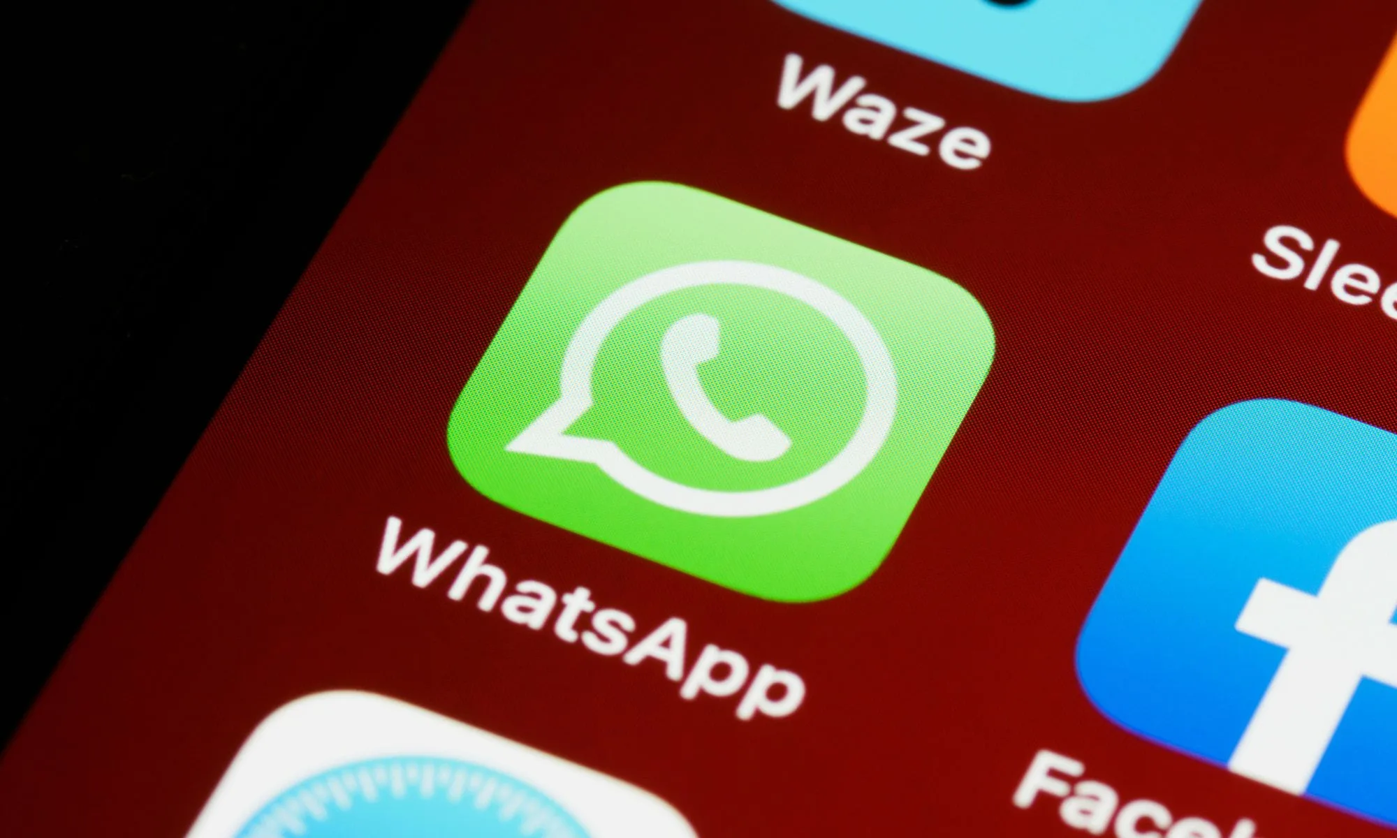 Admin Channel WhatsApp Kini Punya Pengukur View dan Tool Bersih Media
