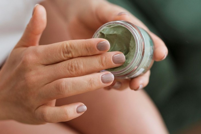 5 Bahan Alami Rumahan untuk Masker Wajah DIY