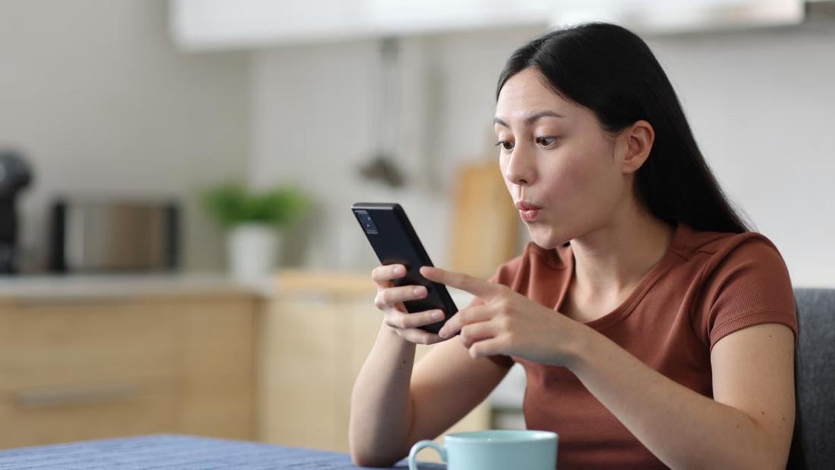 5 Cara Praktis Mengurangi Screen Time dan Menjaga Kesehatan Fisik