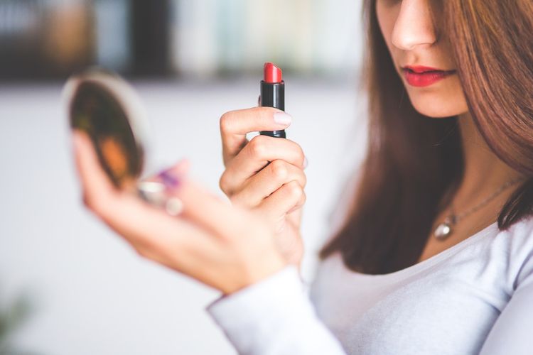 Lip Skinification Mengubah Cara Kita Memilih Lipstik
