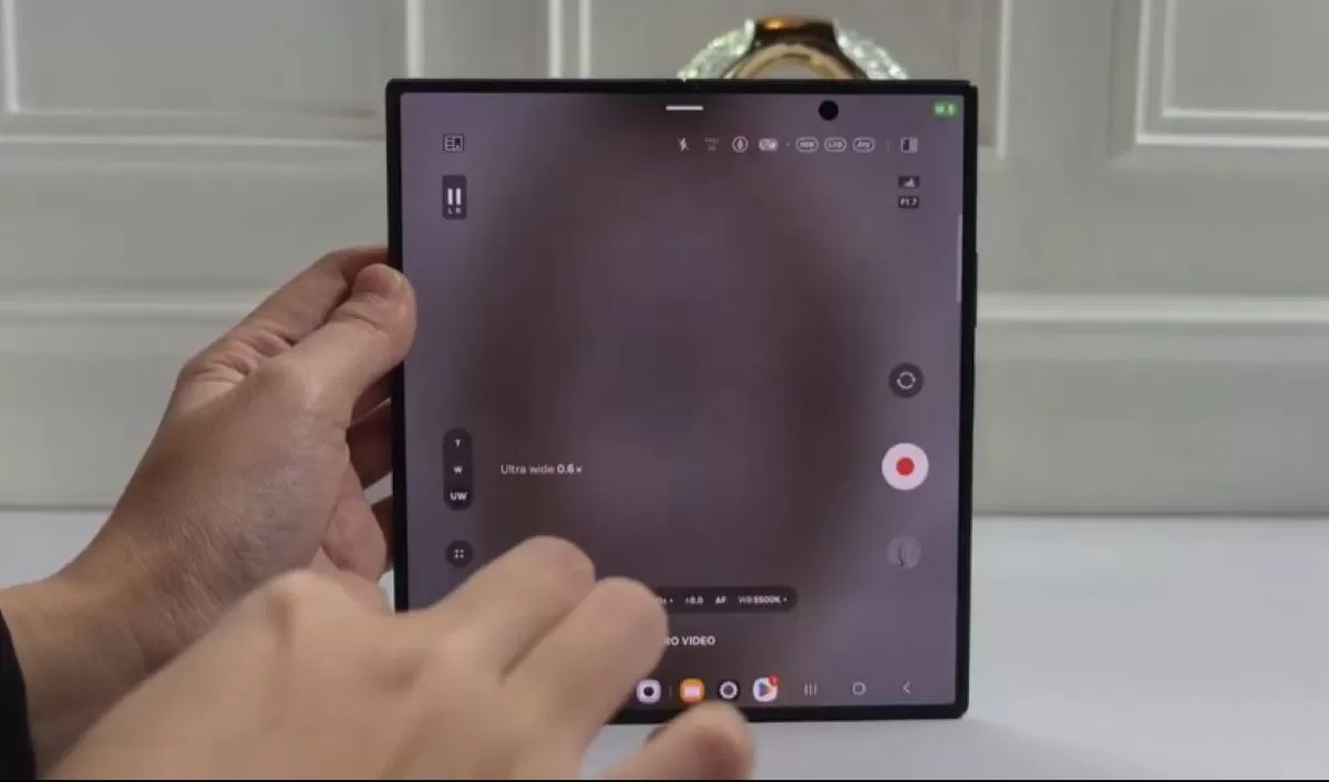 3 Fitur Unggulan Galaxy Z Fold8 Ultra yang Mengubah Cara Kerja dan Multitasking Sehari-hari