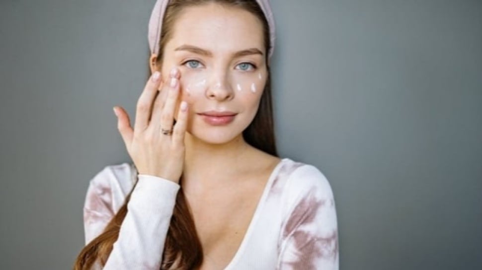 Panduan Memilih Tone Up Cream Terbaik untuk Glowing Natural Tanpa White Cast