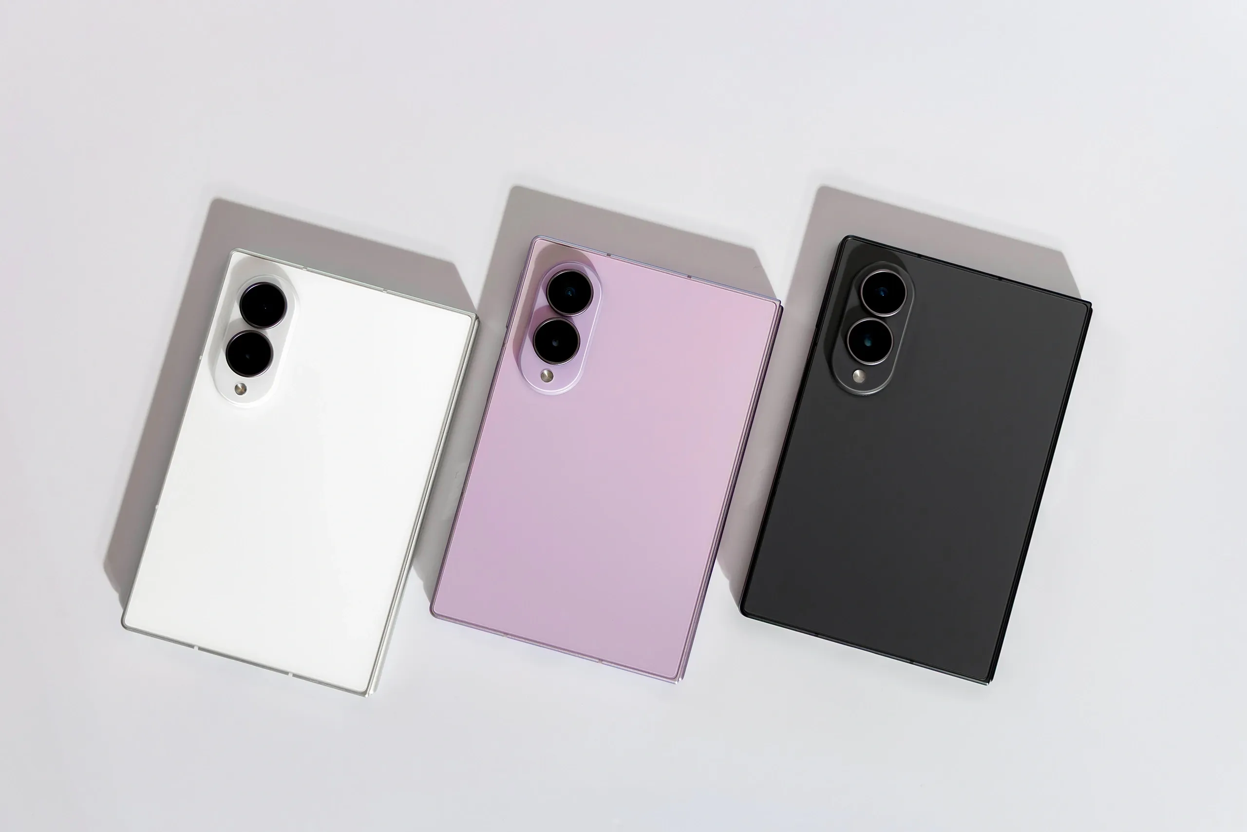 Galaxy Z Fold 8 Ludes dalam Hitungan Hari: Mengapa Versi Standar Mengalahkan Ultra