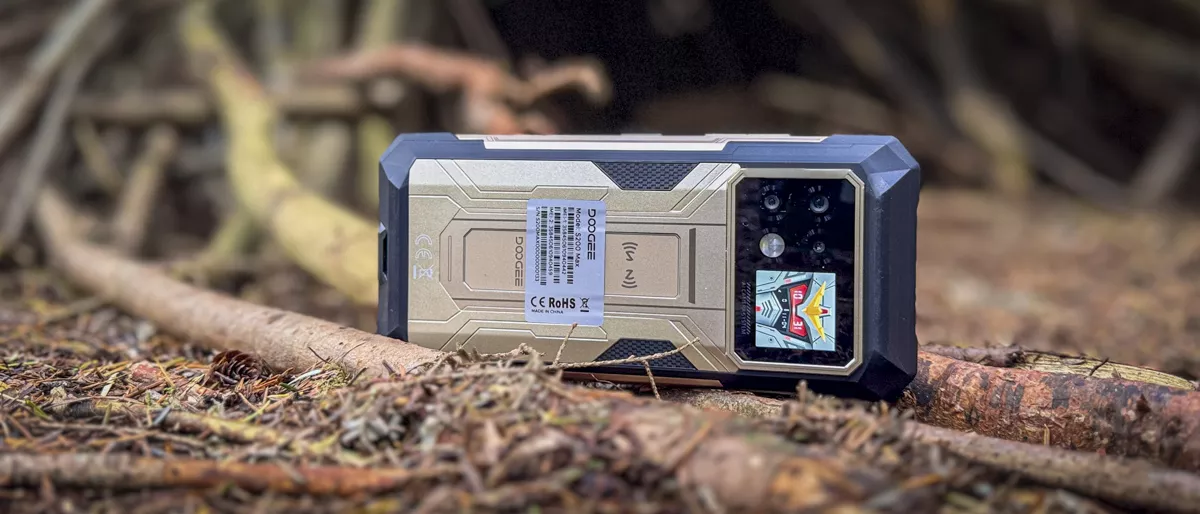 3 Ponsel Rugged Baterai 10.000 mAh Terbaik untuk Medan Ekstrem