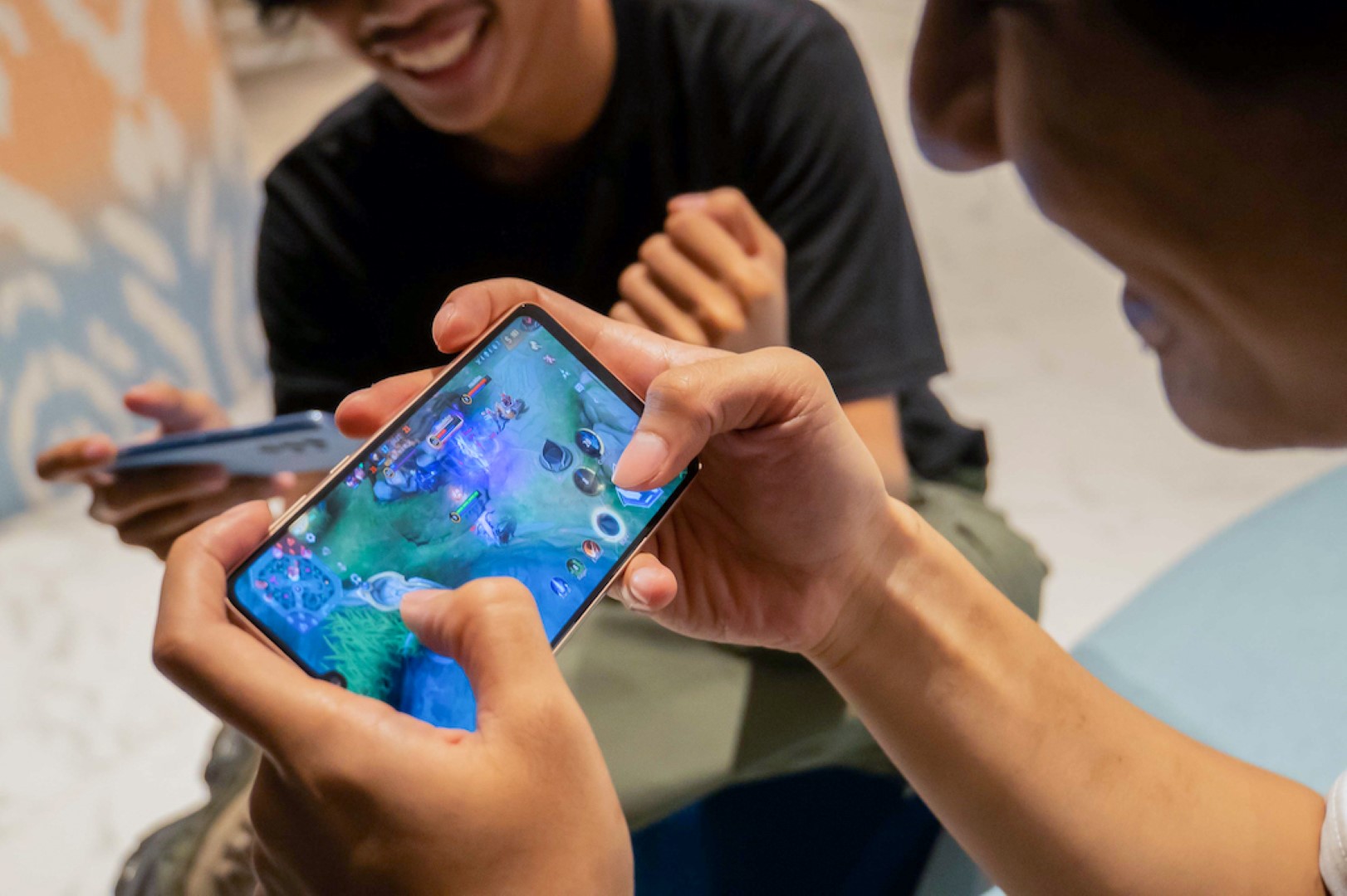 Baterai Silicon-Carbon: Lompatan Besar Daya Tahan Ponsel