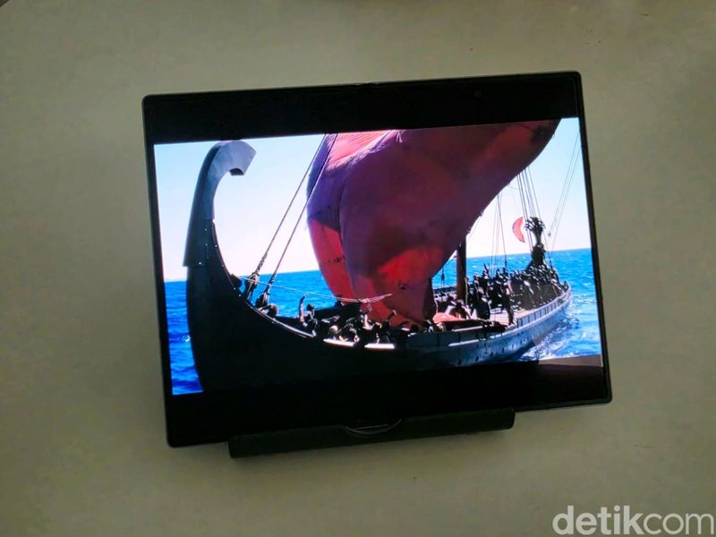 Rasio Layar Ganda Galaxy Z Fold8 untuk Produktivitas dan Hiburan