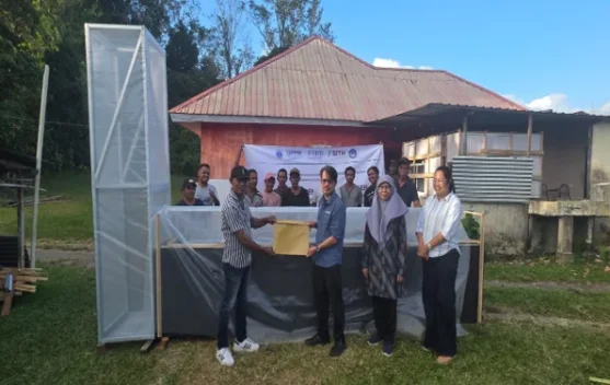 Dari Cengkeh Menjadi Lilin Aromaterapi: Saat Rempah Lokal Naik Kelas Jadi Produk Wellness