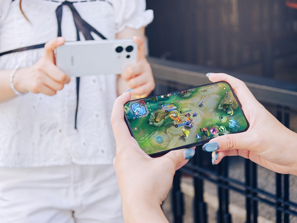 OPPO Reno16 5G sebagai Daily Driver: Enak Dipakai, Tapi Bukan Tanpa Kompromi