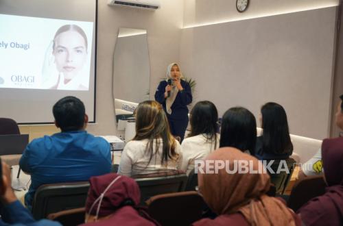 Edukasi Medical-Grade Skincare Mengubah Cara Dokter Merekomendasikan Perawatan