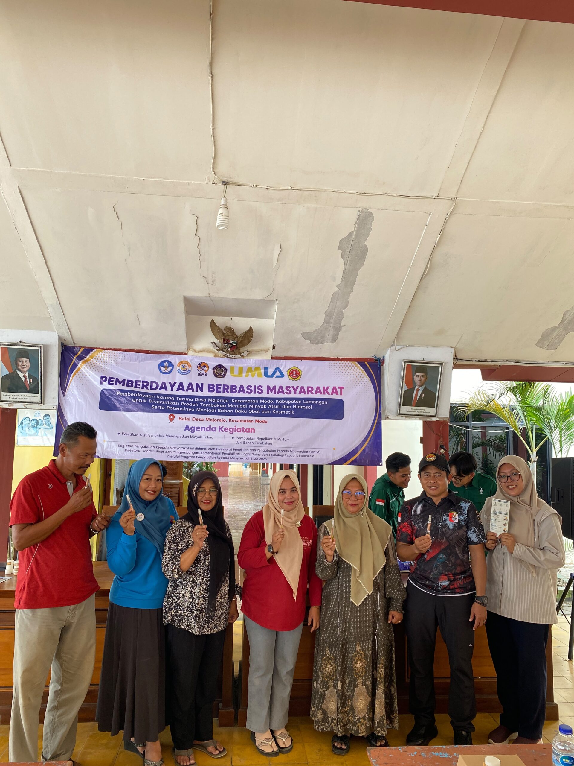 Dari Racik Parfum Tradisional ke Bisnis Wewangian Favorit Milenial