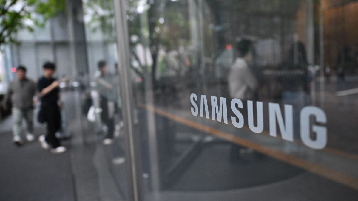 Samsung Siapkan Ponsel Lipat Tiga dan Layar Gulung: Apa yang Diharapkan?