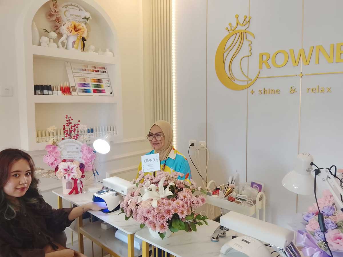 Strategi Bertahan dan Berkembang di Industri Salon yang Kompetitif