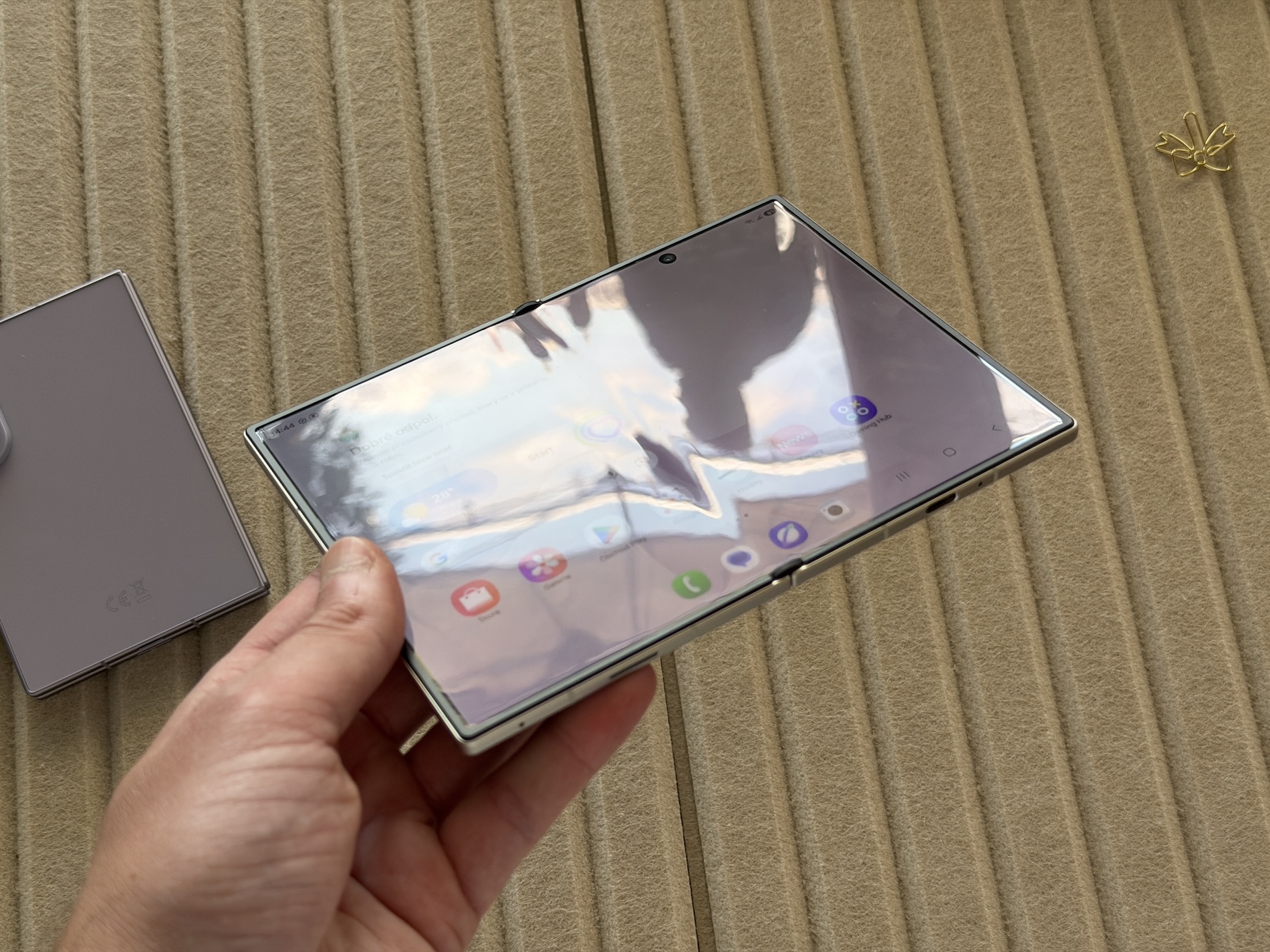Galaxy Z Fold 8 untuk Hiburan dan Gaming: Seberapa Besar Bedanya?