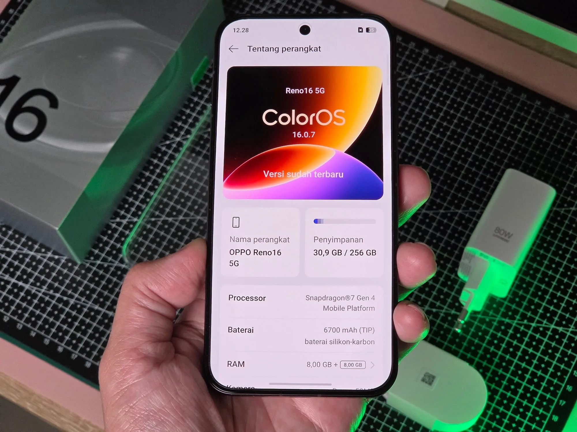 OPPO Reno16 5G sebagai HP Utama: Seimbang tapi Bukan untuk Gamer Berat