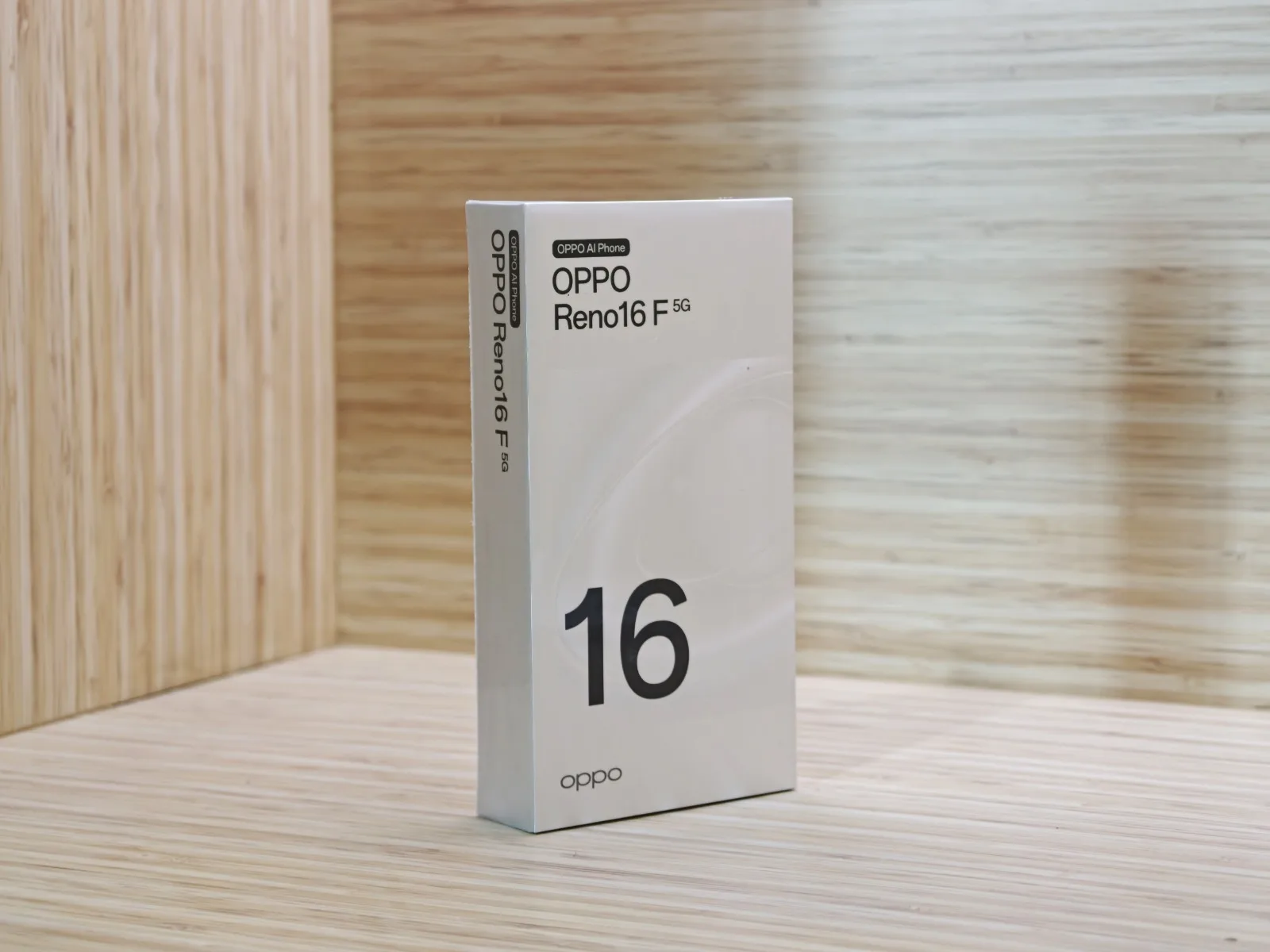 OPPO Reno16 F 5G Eco Pack: Baterai 7000 mAh di Kelas Rp7 Juta