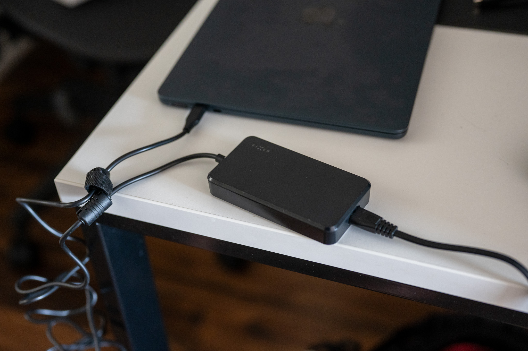 Charger GaN Laptop Compact: Layak Ganti Adaptor Besar?