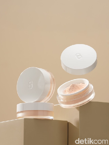 Review Mattifly Loose Powder: Bedak Tabur Matte dengan Teknologi Blur