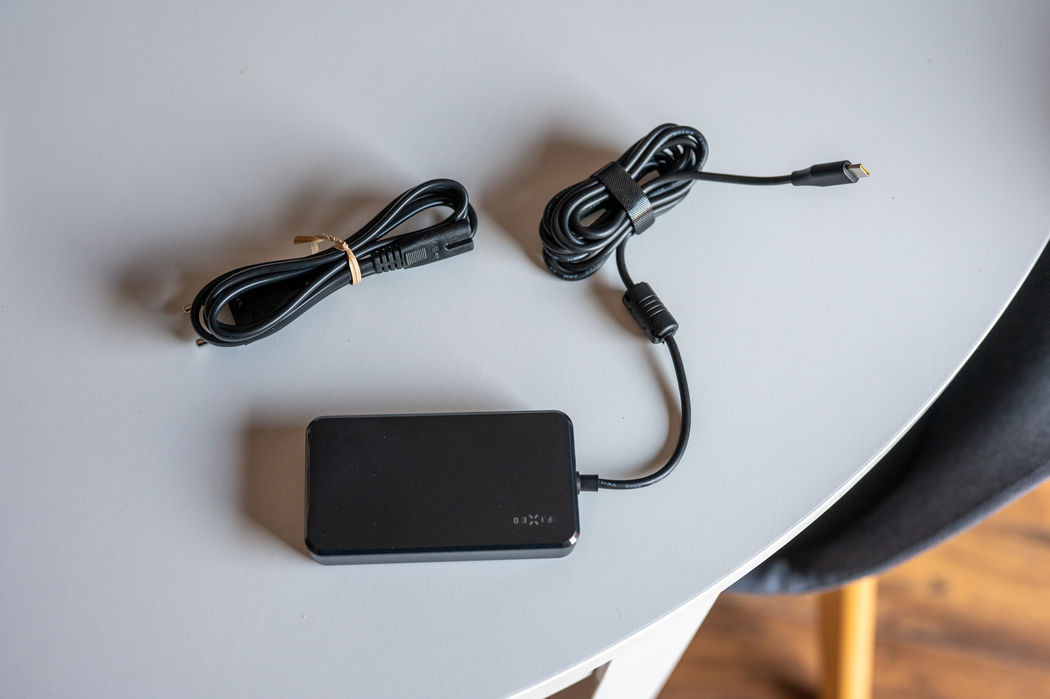 Charger GaN Laptop Compact: Layak Ganti Adaptor Besar?