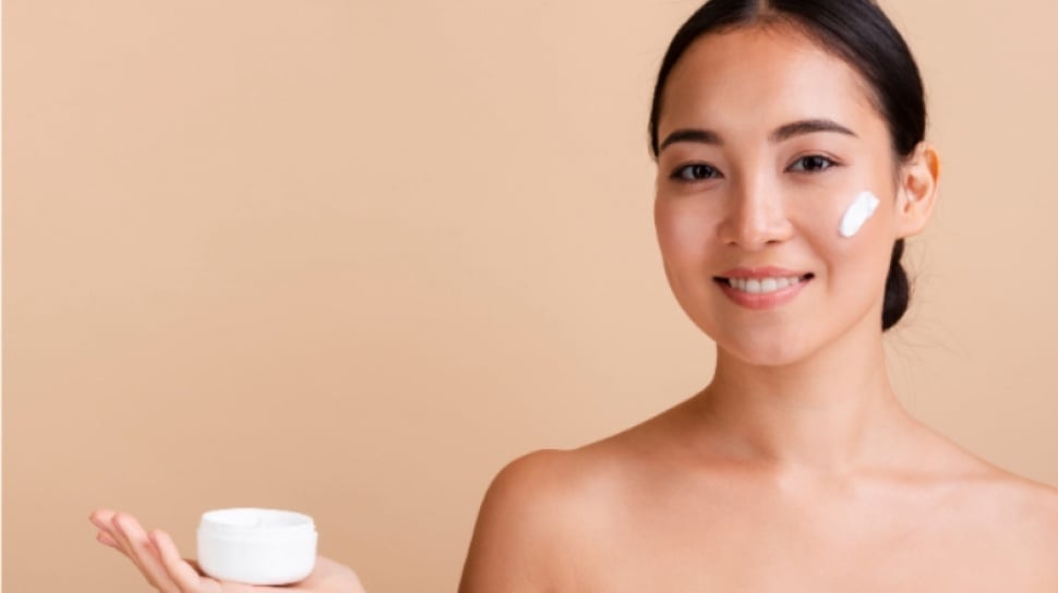Panduan Memilih Tone Up Cream Terbaik untuk Glowing Natural Tanpa White Cast