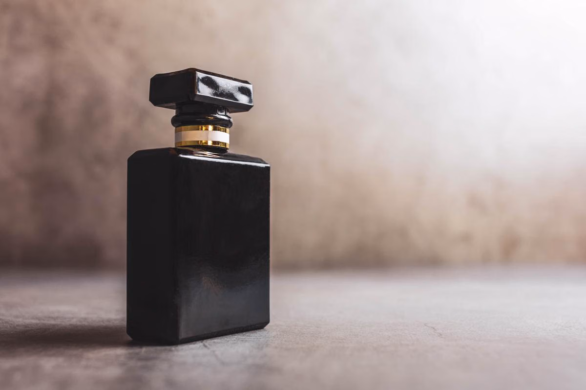 Panduan Lengkap Memilih dan Mengaplikasikan Parfum Mewah untuk Acara Formal