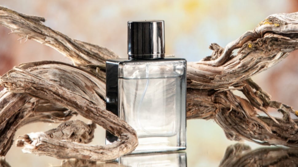 6 Parfum Pria Tahan Lama untuk Iklim Tropis yang Segar dan Maskulin