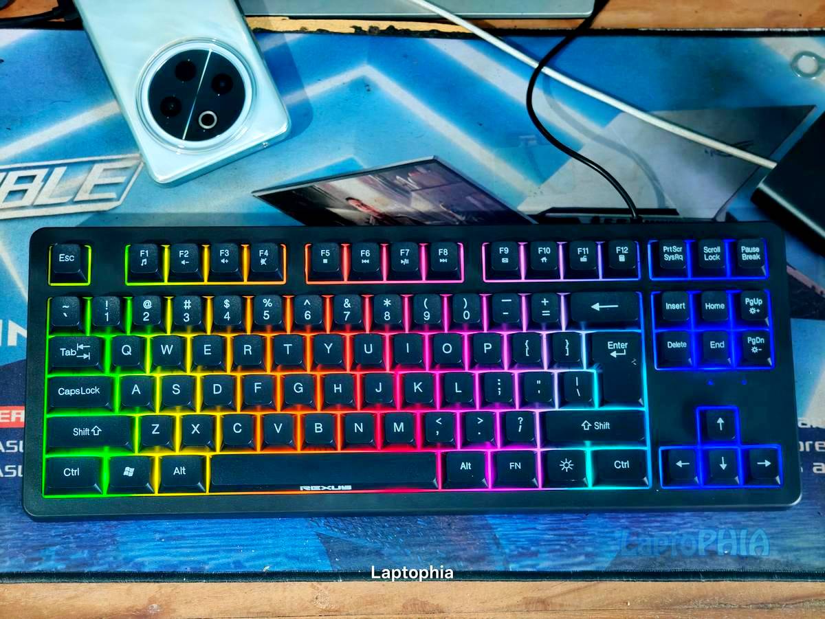 Keyboard Gaming Kompak: ASUS ROG Falchion Ace HFX vs Rexus Fortress K9G