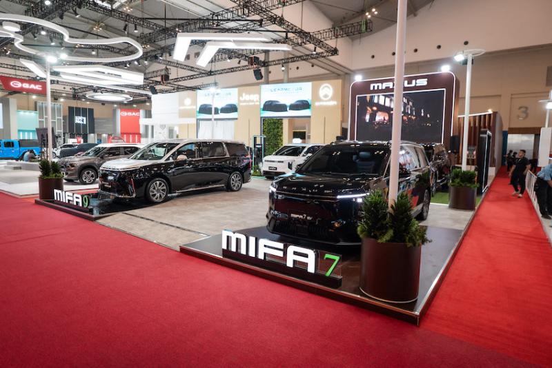 Lima Merek Mobil Listrik Premium di GIIAS: Siapa Paling Mewah?