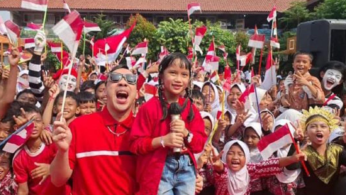 Siswi SD Raih Medali Emas Paduan Suara di Jakarta