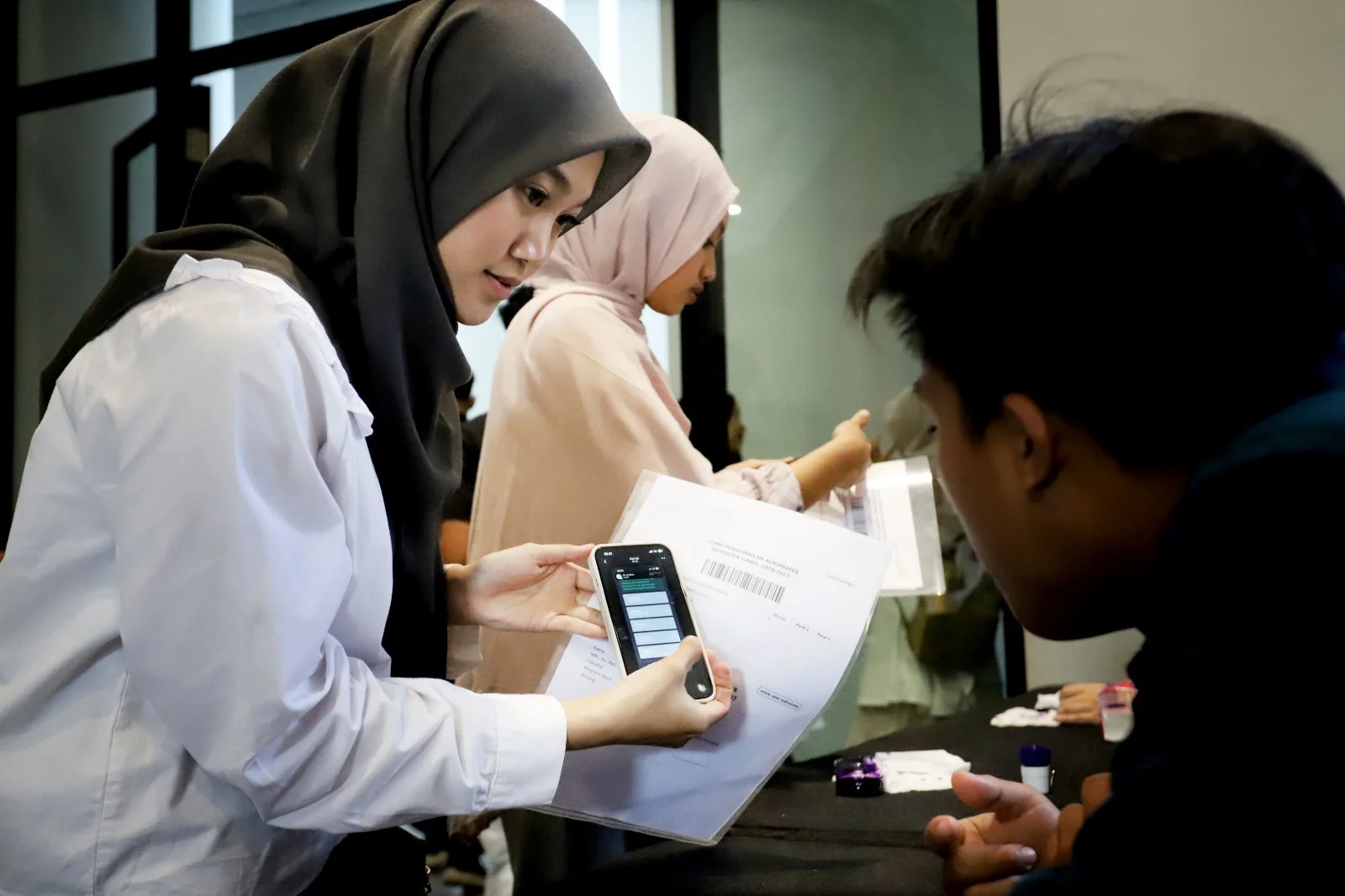 Skrining Kesehatan Mental Massal di Kampus: Perlu, Efektif, dan Harus Terstruktur