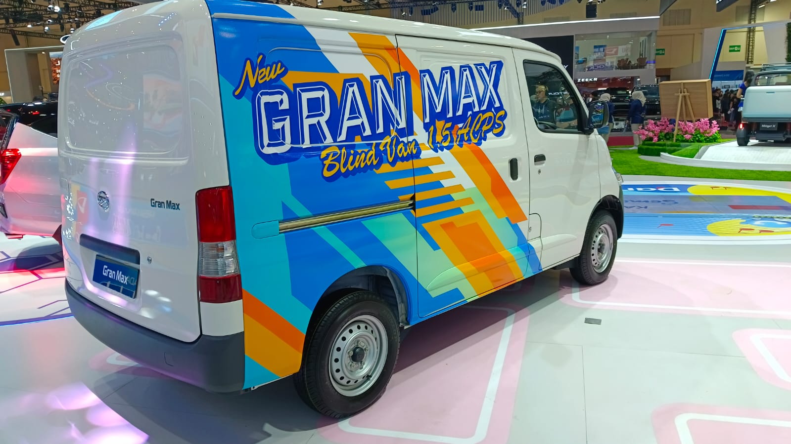 MPV Terbaru di GIIAS: Fitur, Harga, dan Posisi Pasar
