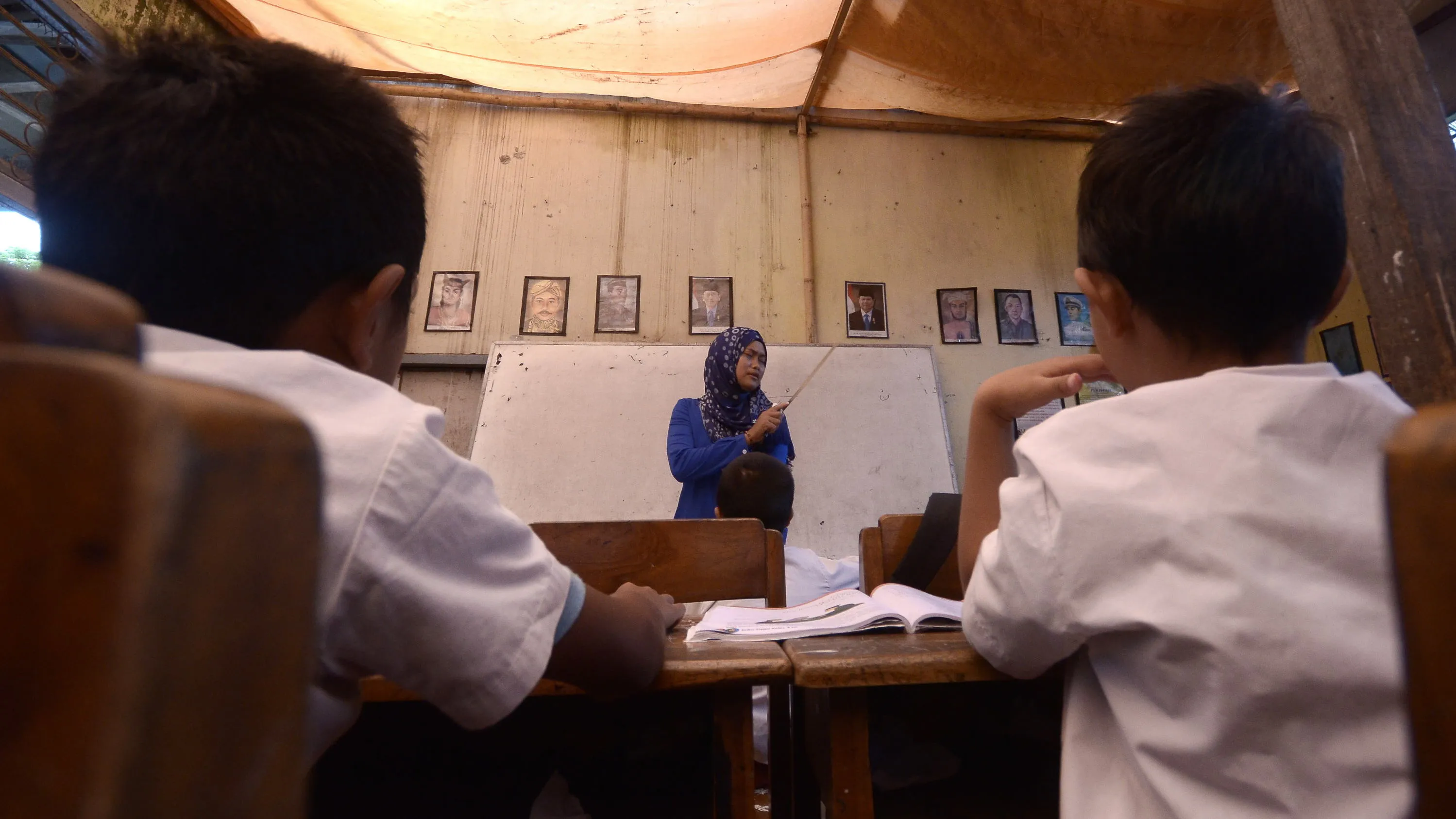 Investasi Besar Pendidikan dan Tantangan Daya Saing Sekolah