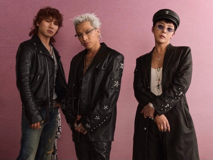 BIGBANG 20 Tahun: Musik, Light Stick, dan Tur XX COSMOS