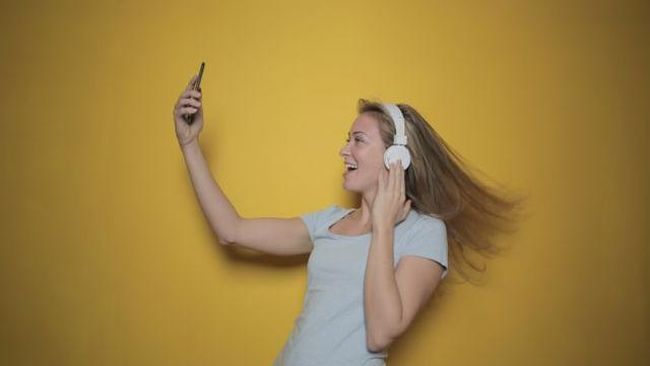 Mengapa Playlist Musik Sesuai Mood Menenangkan Kesehatan Mental