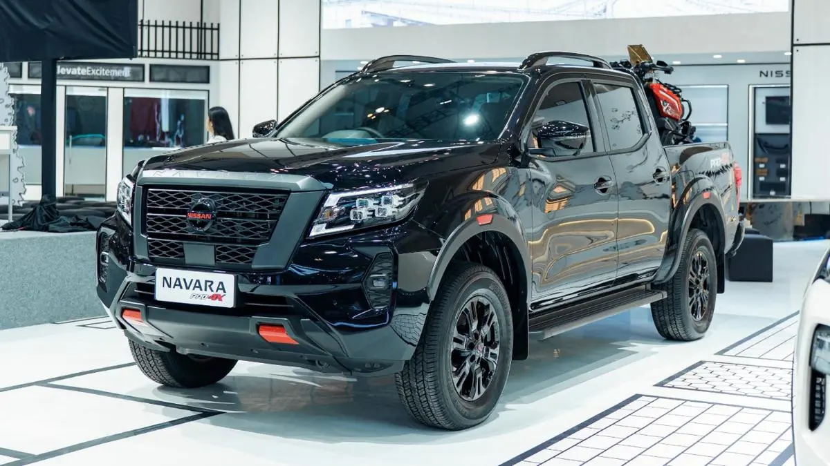 Nissan Navara PRO-4X: Double Cabin Tangguh Seharga Rp695 Juta