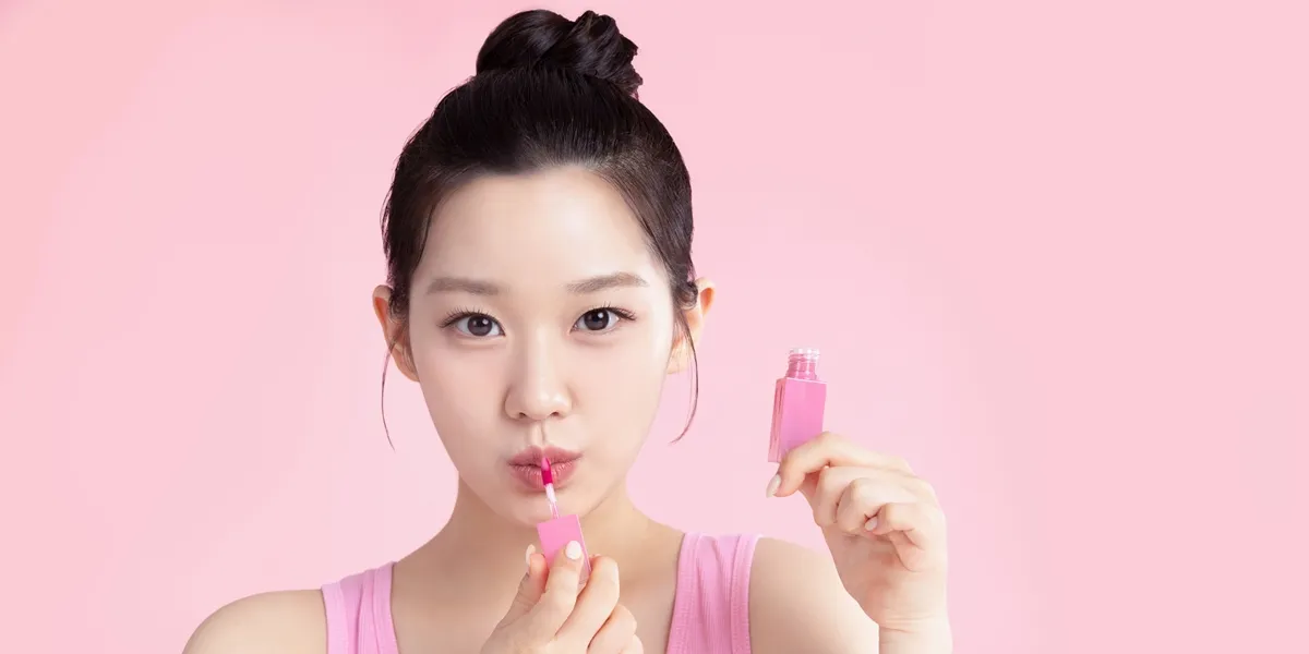 5 Lip Tint Tahan Lama untuk Tampilan Natural Sepanjang Hari