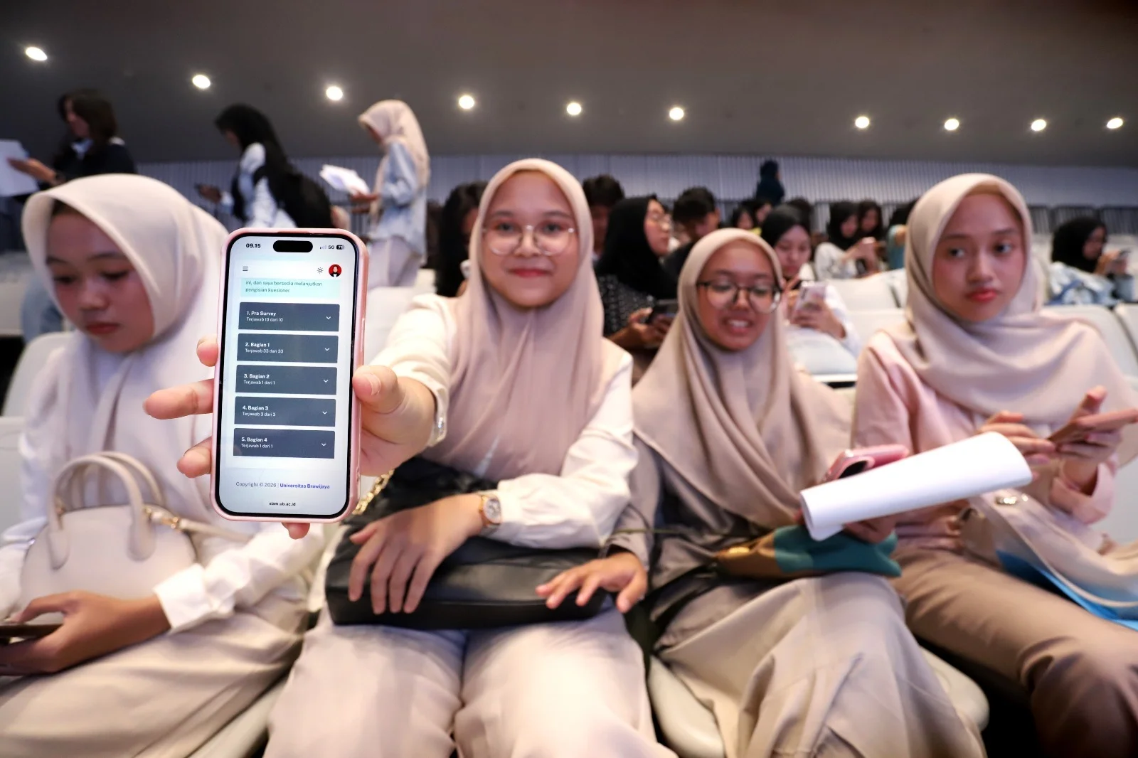 Skrining Kesehatan Mental Massal di Kampus: Perlu, Efektif, dan Harus Terstruktur