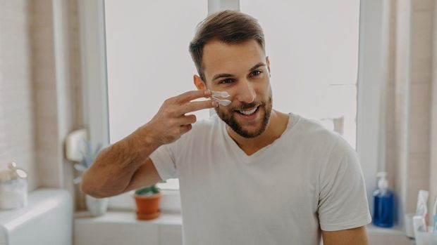 5 Kesalahan Skincare yang Paling Sering Dilakukan dan Cara Memperbaikinya Menurut Dokter